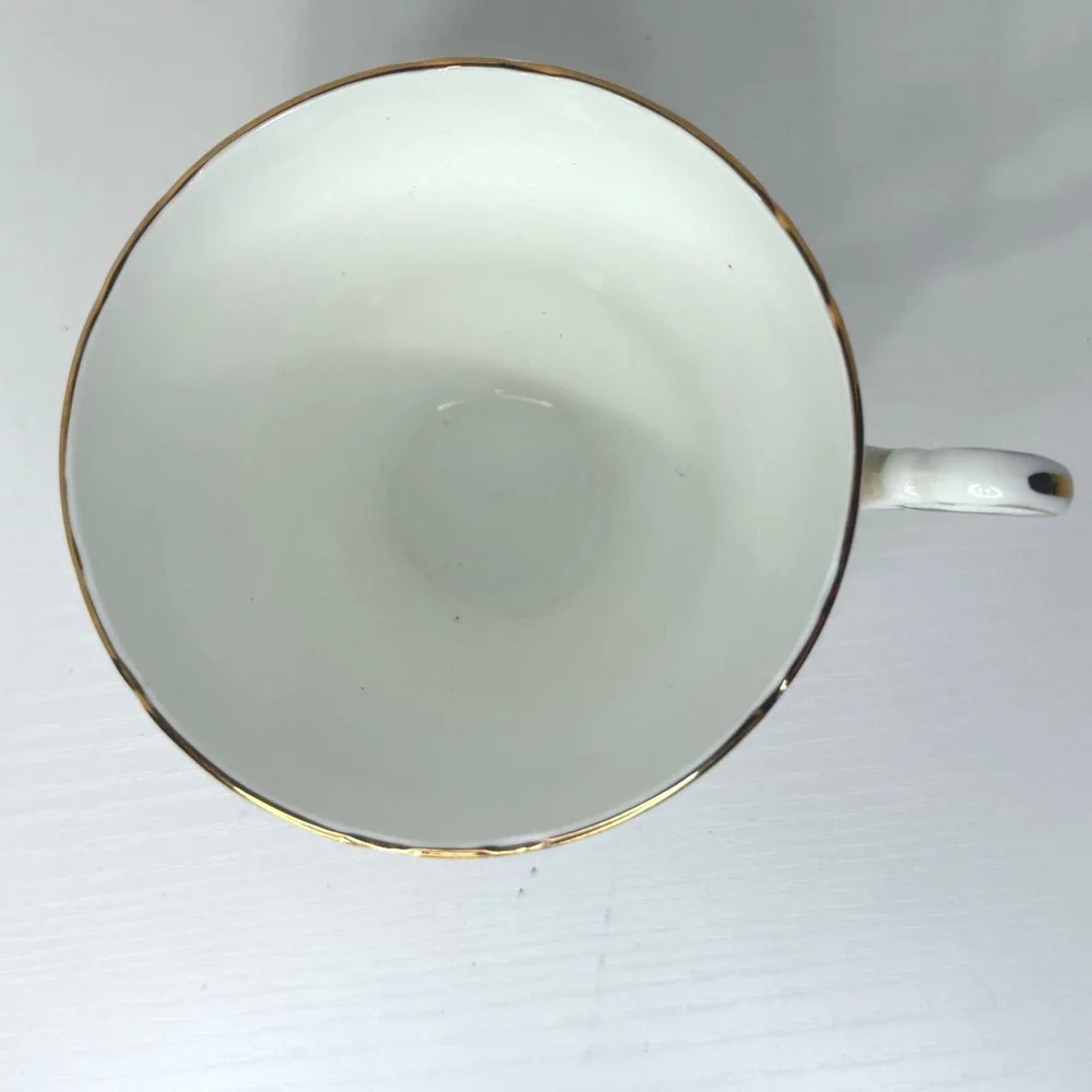 Royal Darwood Expo 67 Montreal Canada Souvenir Teacup Bone China England